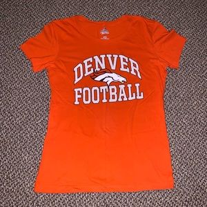 Women’s Denver Broncos shirt sleeve tee